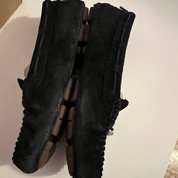 UGG Roni Perf shoe - Picture 5 of 14